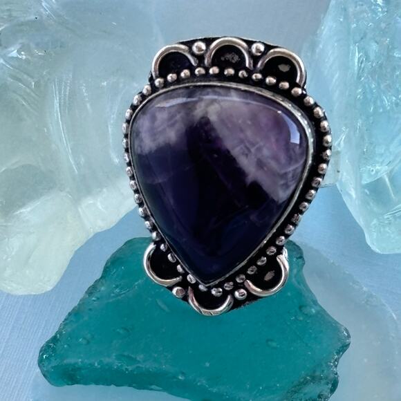 925 Sterling Amethyst Teardrop Ring - Picture 1 of 5